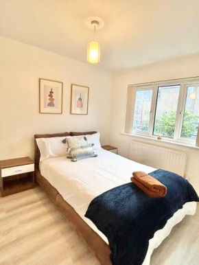 KH-Entire House -Central Scotland, Self-Check-in , Pet-friendly and with Parking